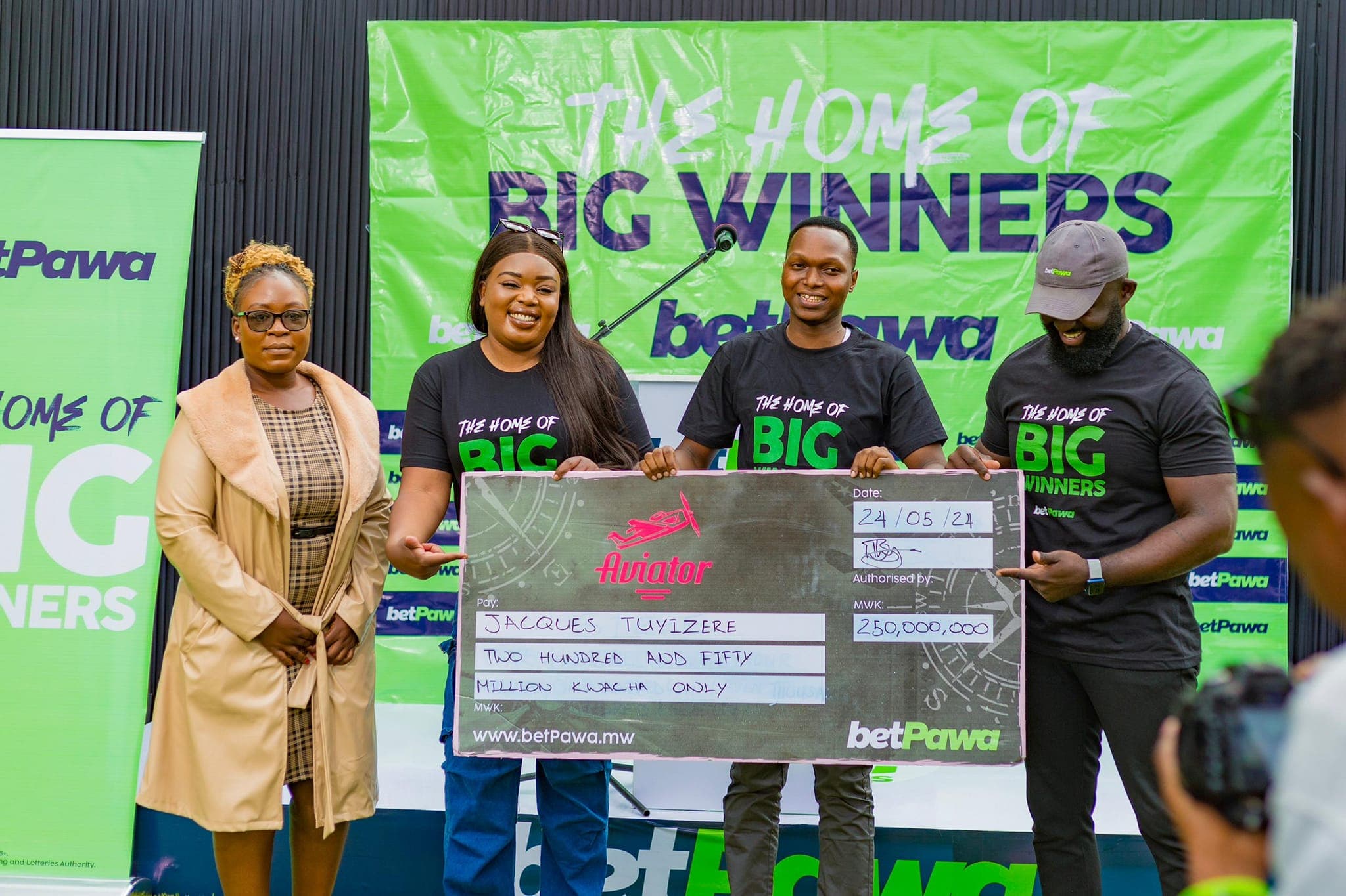 Rwandan Wins K250 Million Playing Betpawa’s Aviator Game